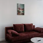 Visaj Nova *