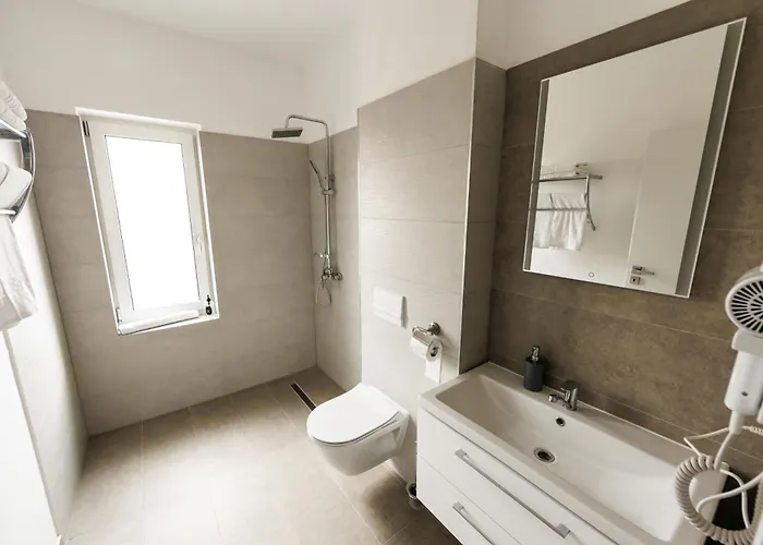 Apartment Visaj Nova